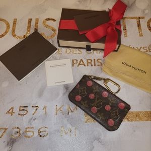 ☆☆Louis Vuitton cherry pouch☆☆